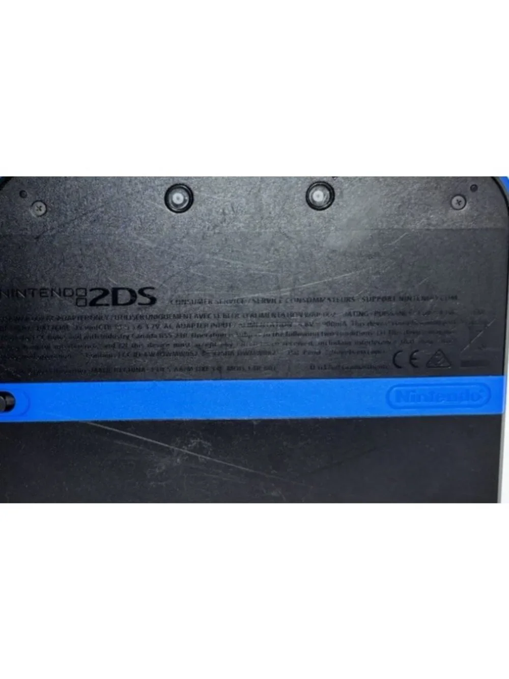 Nintendo 2DS Black/Blue Console W/ Charger and 16GB SD + stylus